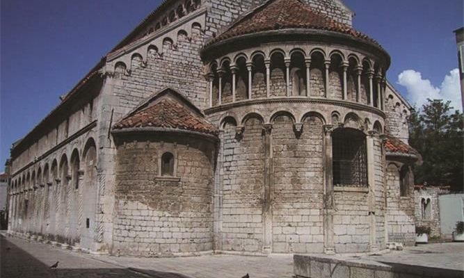 b5b556158a0341662ad9b61f9e456003